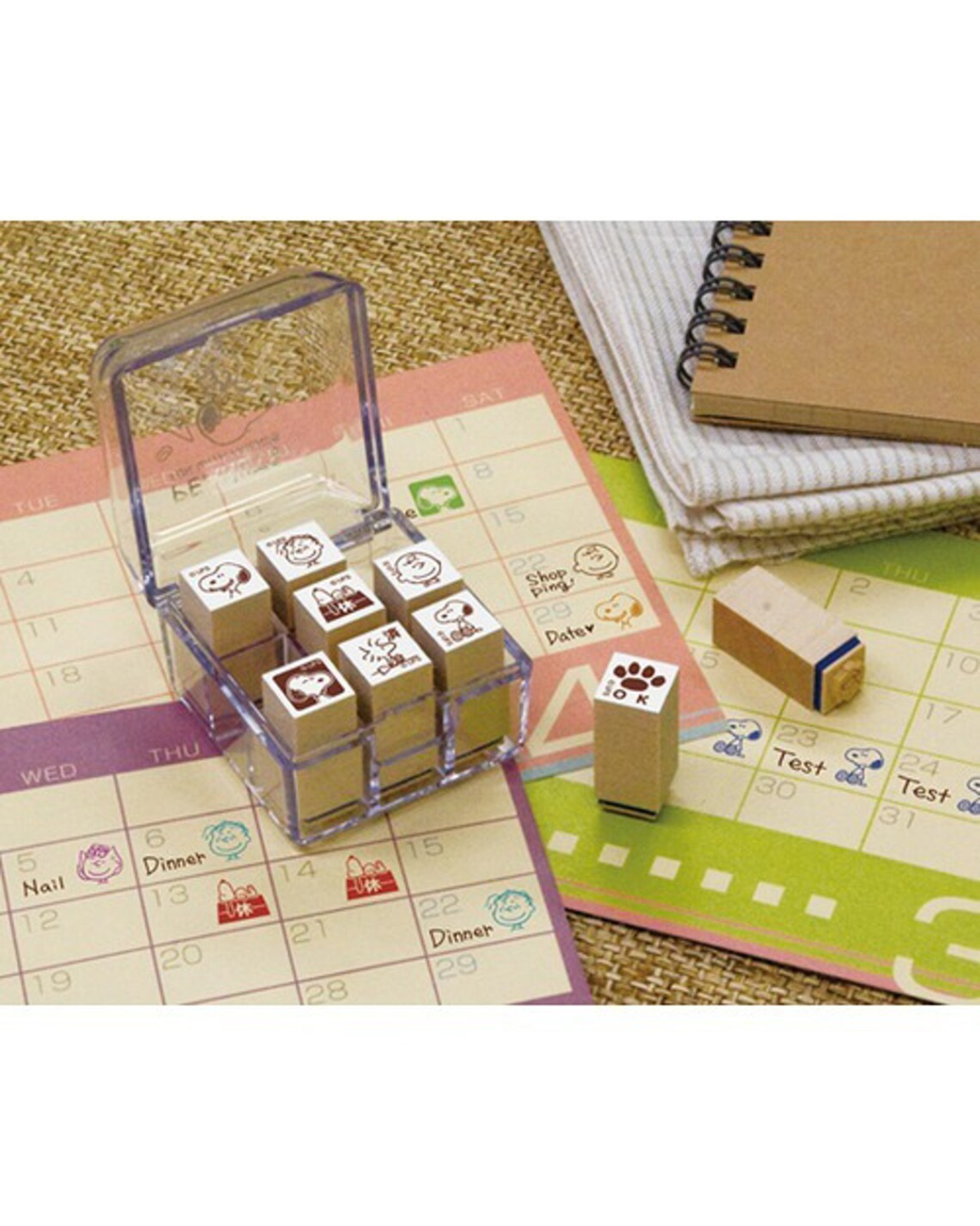 Set de 9 Mini Tampons Snoopy · Peanuts Fun With Friends