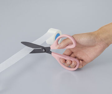 Kokuyo Saxa Scissors (2 colors available)