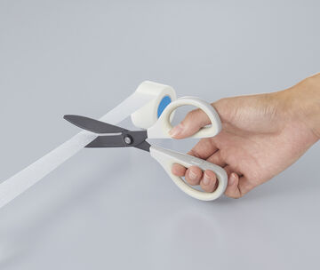 Kokuyo Saxa Scissors (2 colors available)