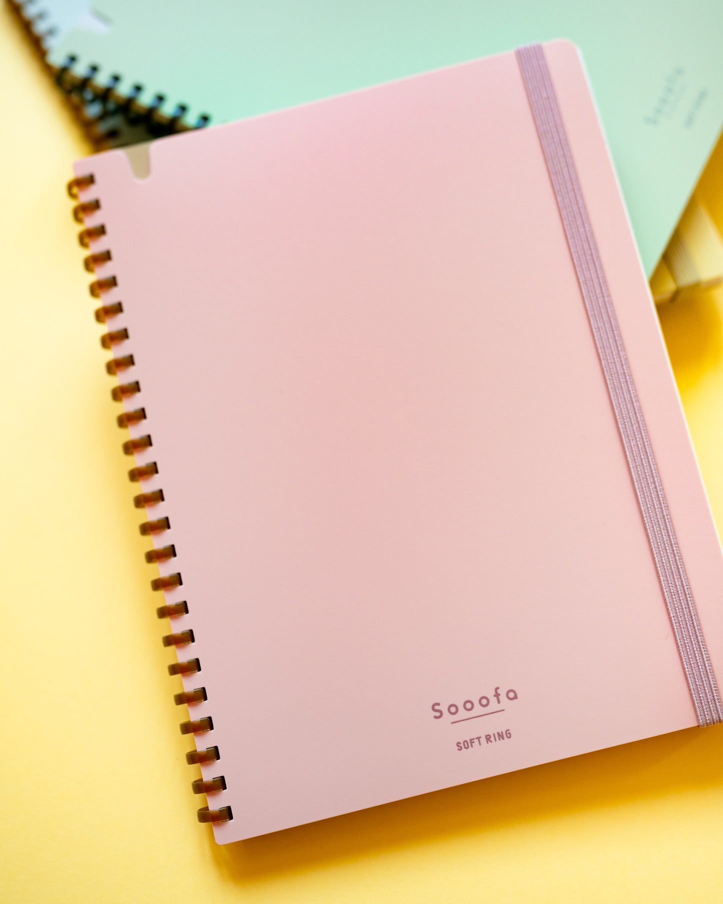 Cahier Soofa à Anneaux Souples Kokuyo A5 80 pages (4 coloris au choix)