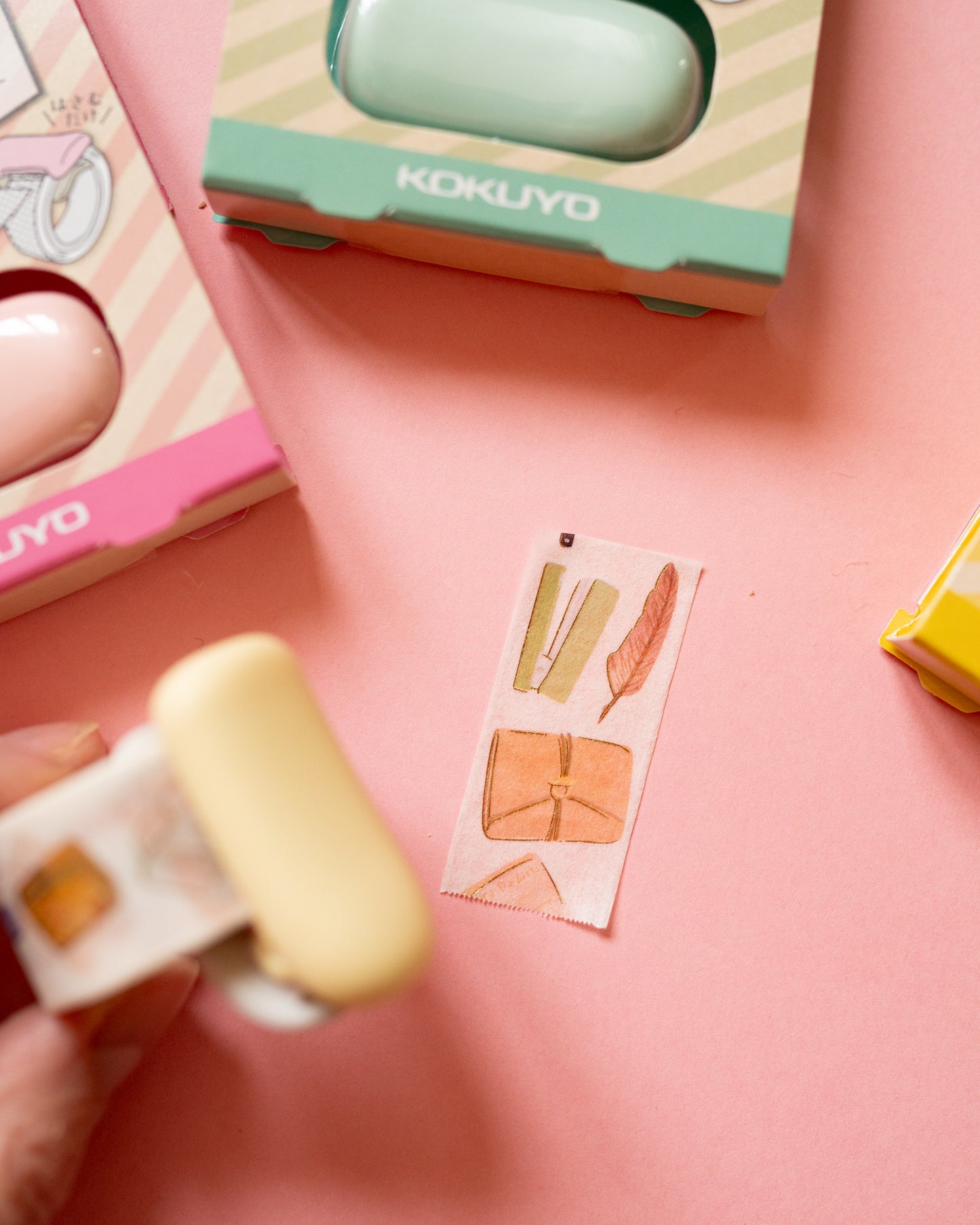 Cutter à Masking Tape Kokuyo Karu Cut Clip (3 coloris)