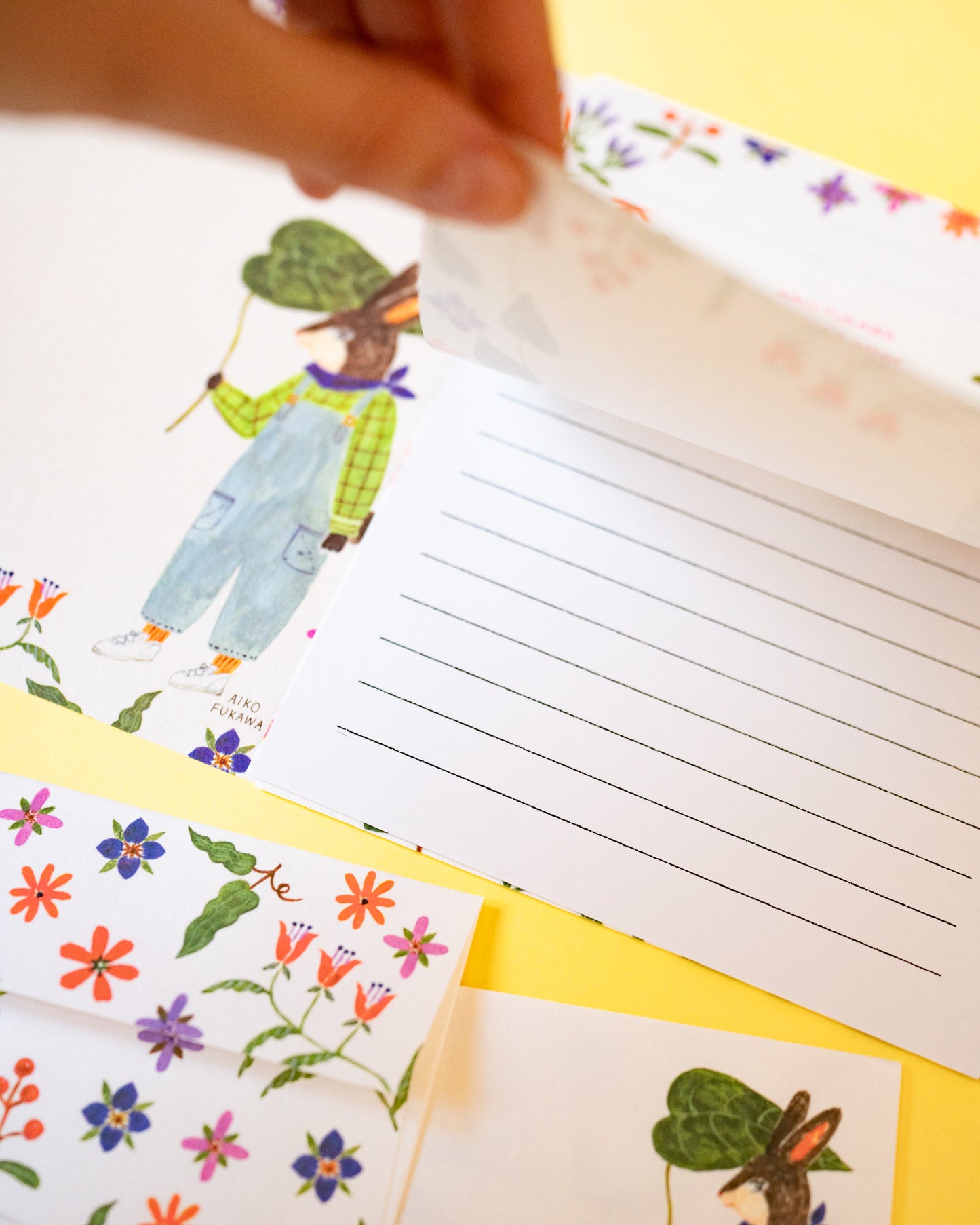 Set de Papier à Lettres Lapin Jardin Aiko Fukawa