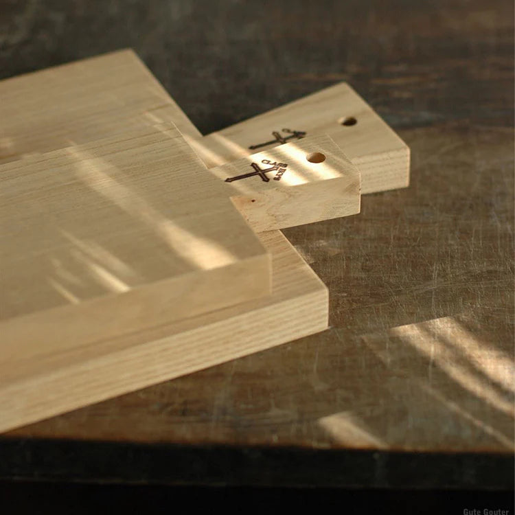 Planche à découper en bois de châtaignier – Taille L – Classiky