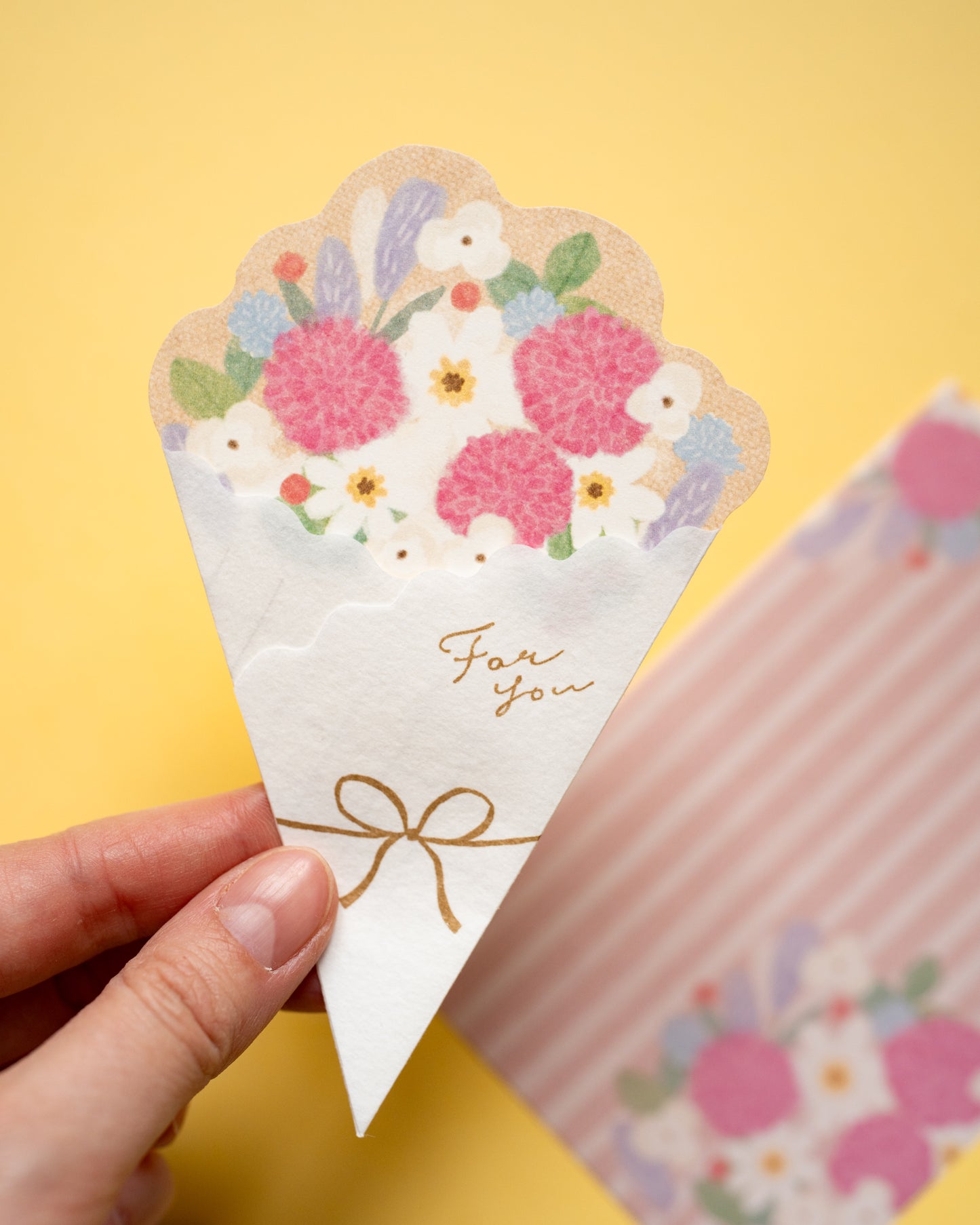 Pink and White Flower Bouquet Stationery