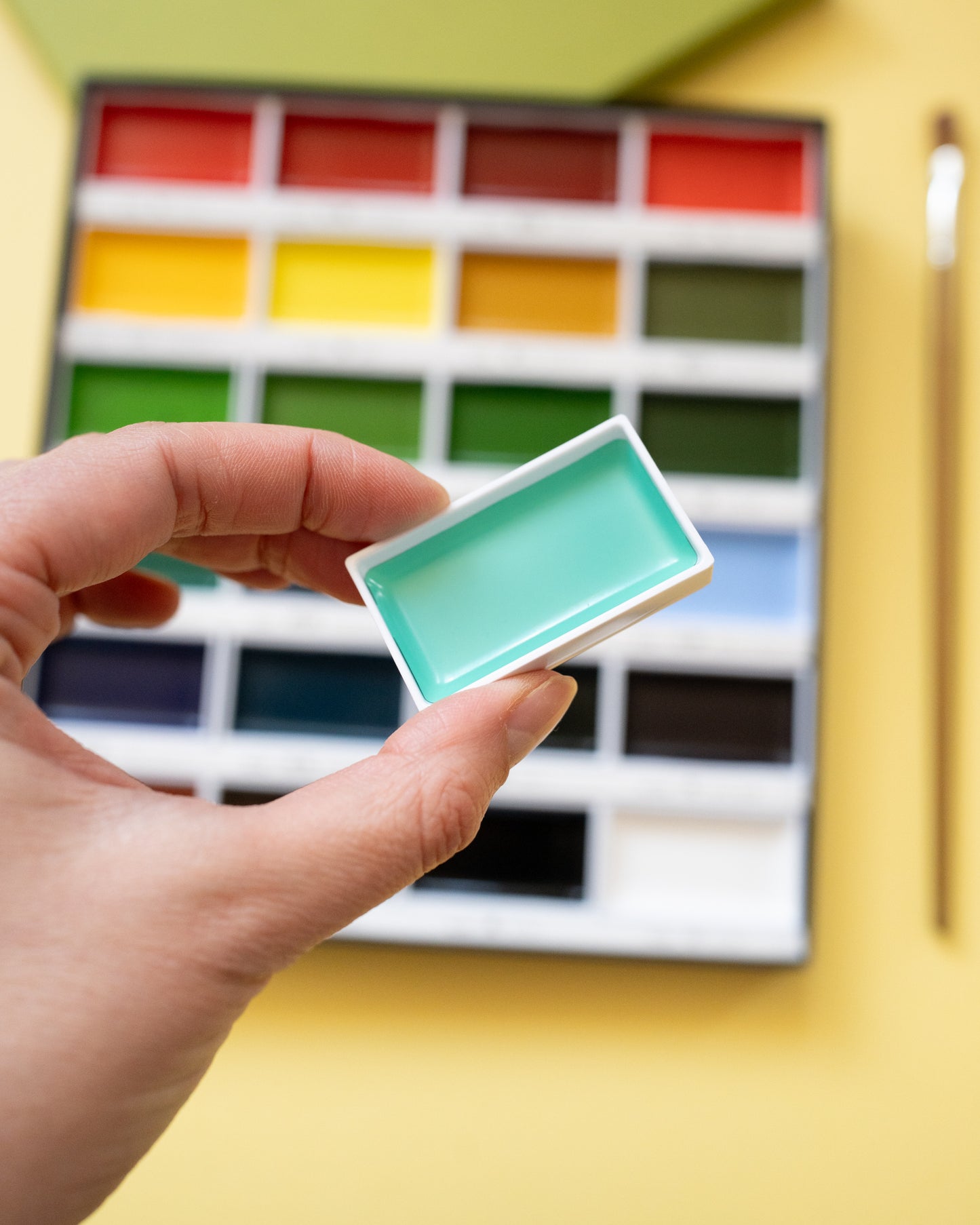 Coffret Peinture Aquarelle Gansai Tambi 24 couleurs Kuretake