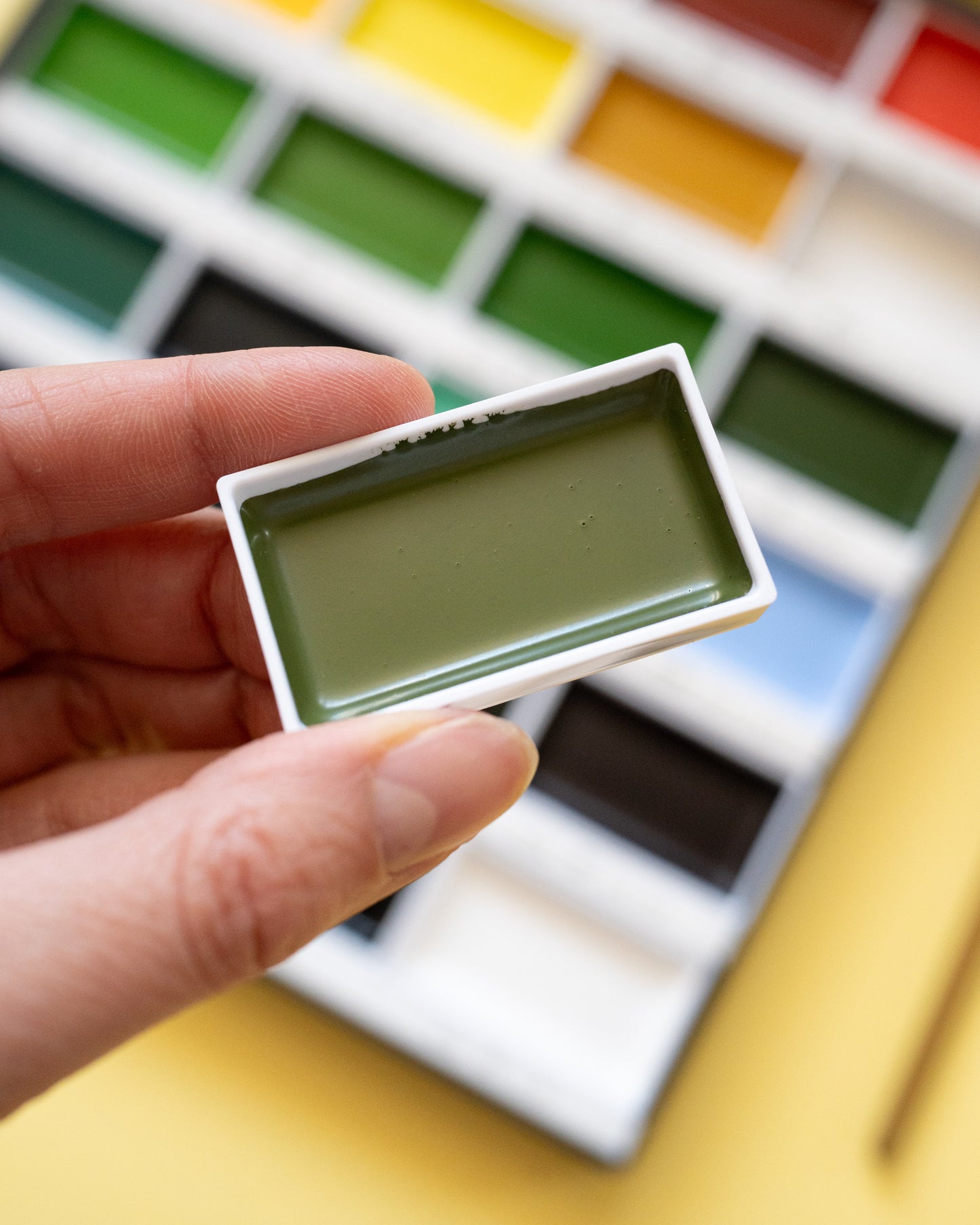 Coffret Peinture Aquarelle Gansai Tambi 24 couleurs Kuretake