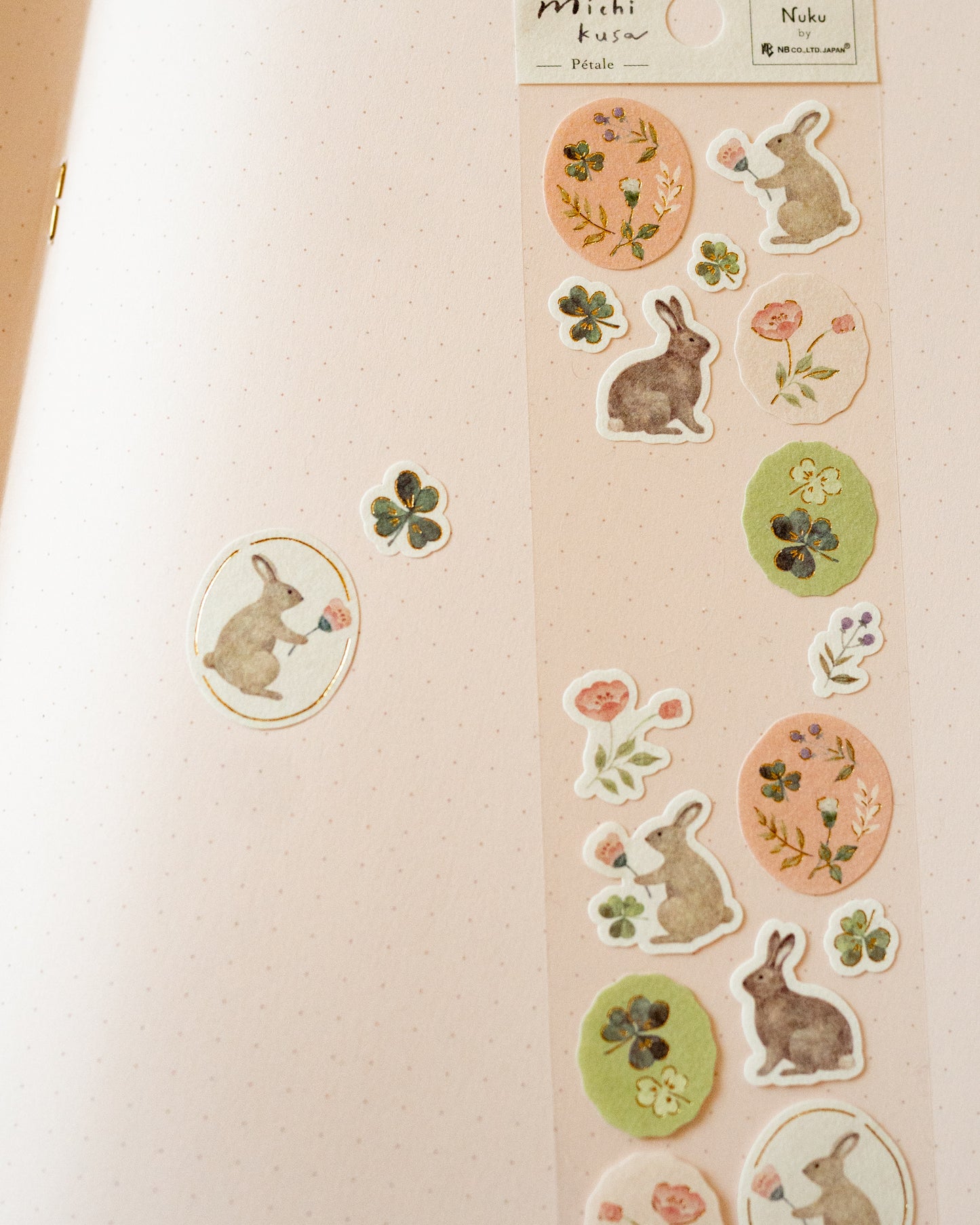 Stickers Lapins et Pétales Papier Washi Michikusa