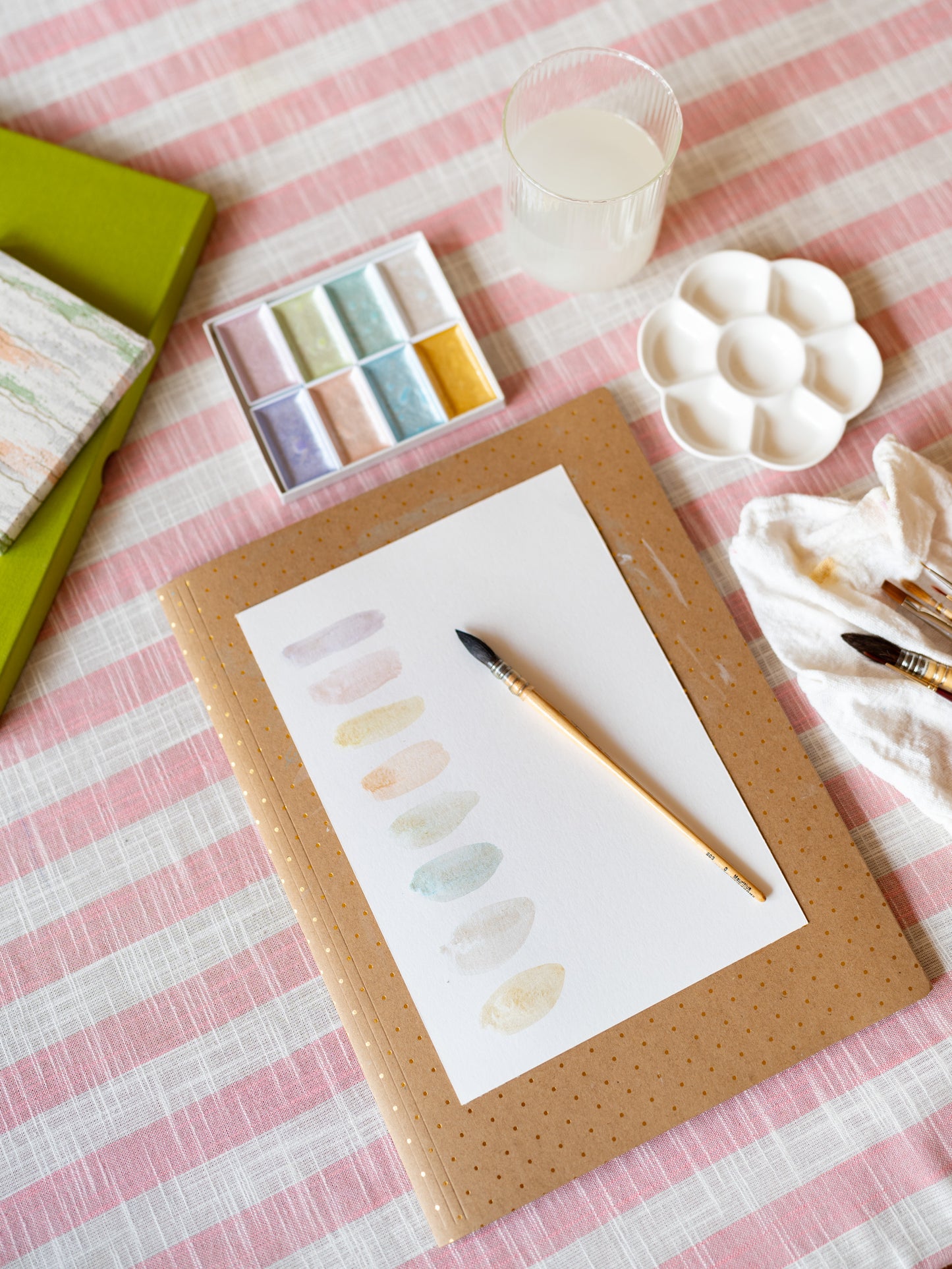 Kissho Pearl 8 Iridescent Pastel Colors Watercolor Paint