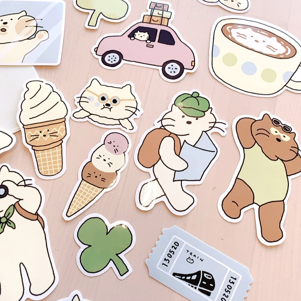 28 Large Happy Trip Cat Stickers Suatelier