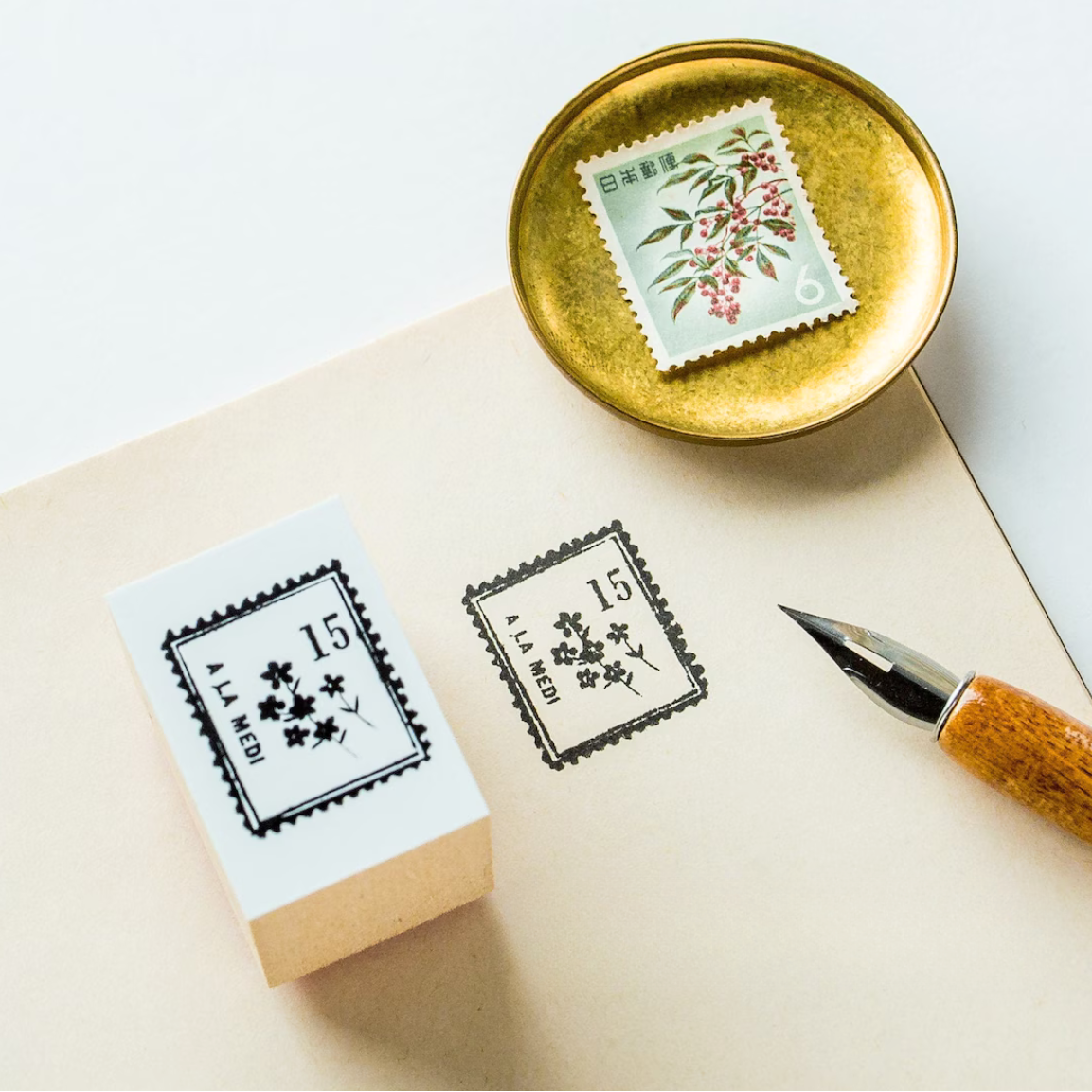 Floral Stamp — Yohaku