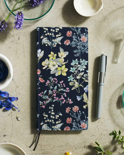 Agenda Hobonichi Techo Weeks – Liberty Fabrics - Floral Remedy 2027