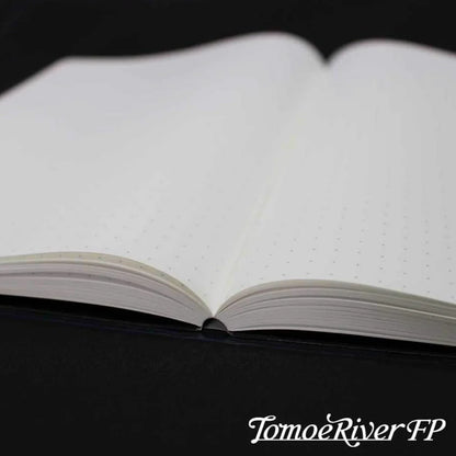 Carnet A5 couverture rigide pointillé 5 mm Tomoe River 368 pages