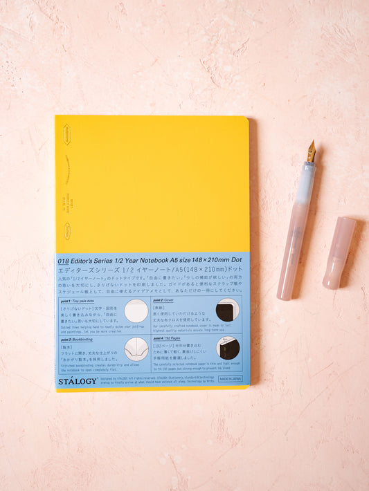 Carnet 1/2 Year Notebook – A5 – Pointillé – Jaune – Stalogy