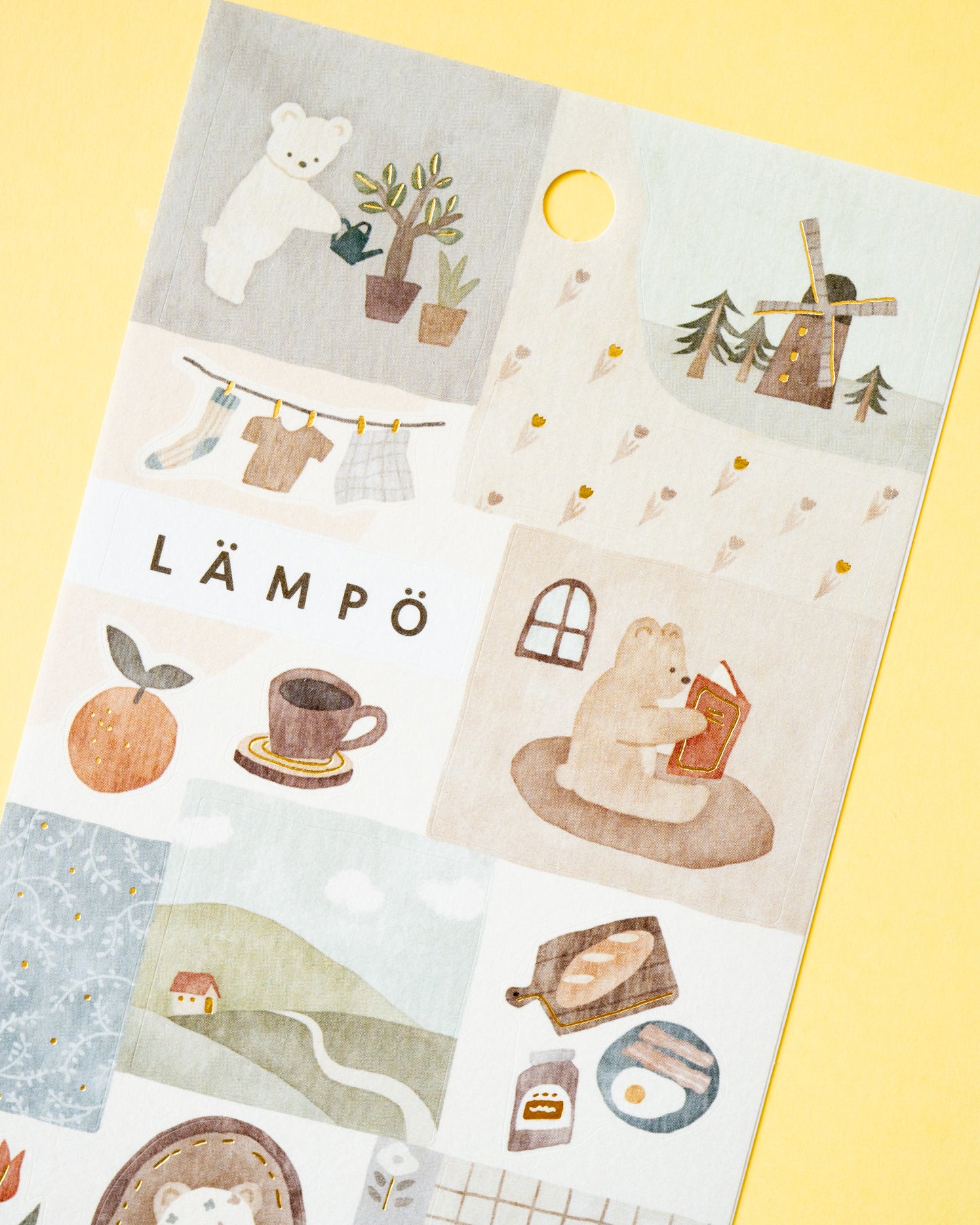 LÄmpö Bear Stickers in the Morning