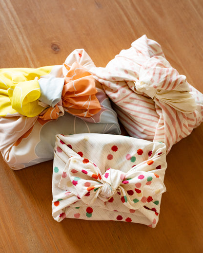 Furoshiki Modern Girl Konpeito Beige en coton bio 70 cm