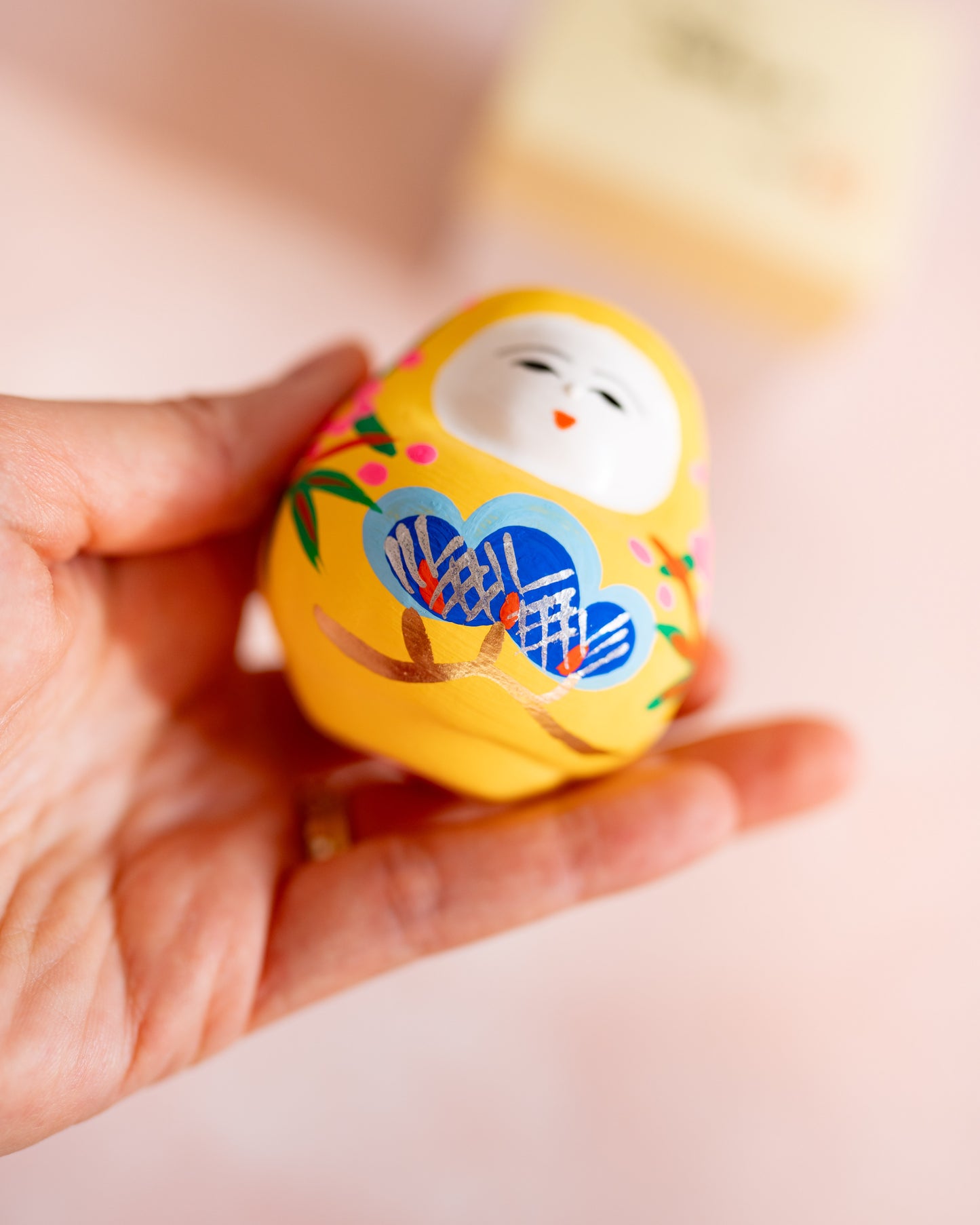 Kaga Hachiman Okiagari Jaune