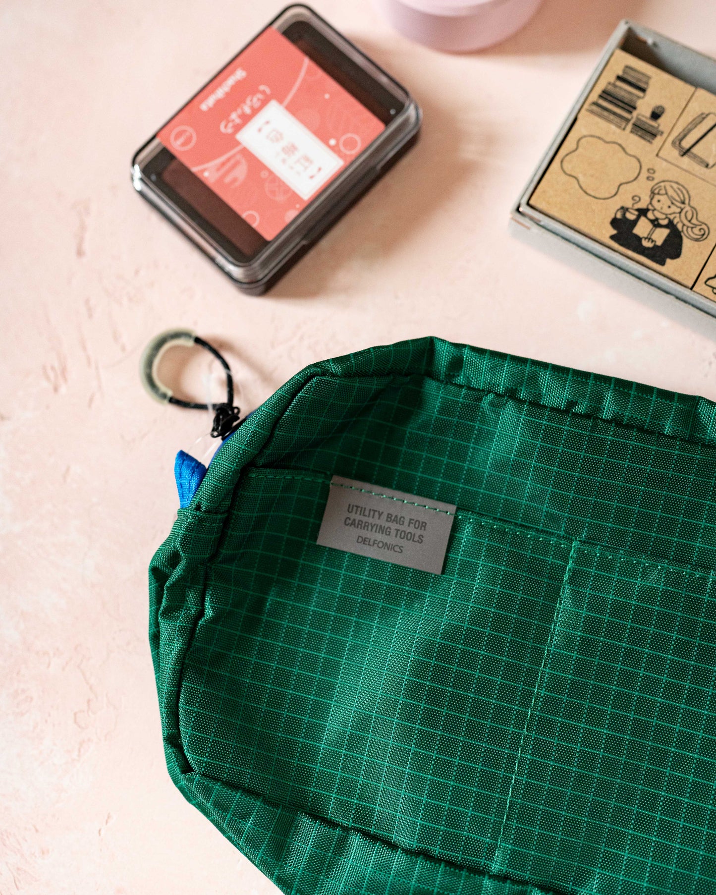 Delfonics Föhre Inner Carrying Water Repellent Dark Green - Small