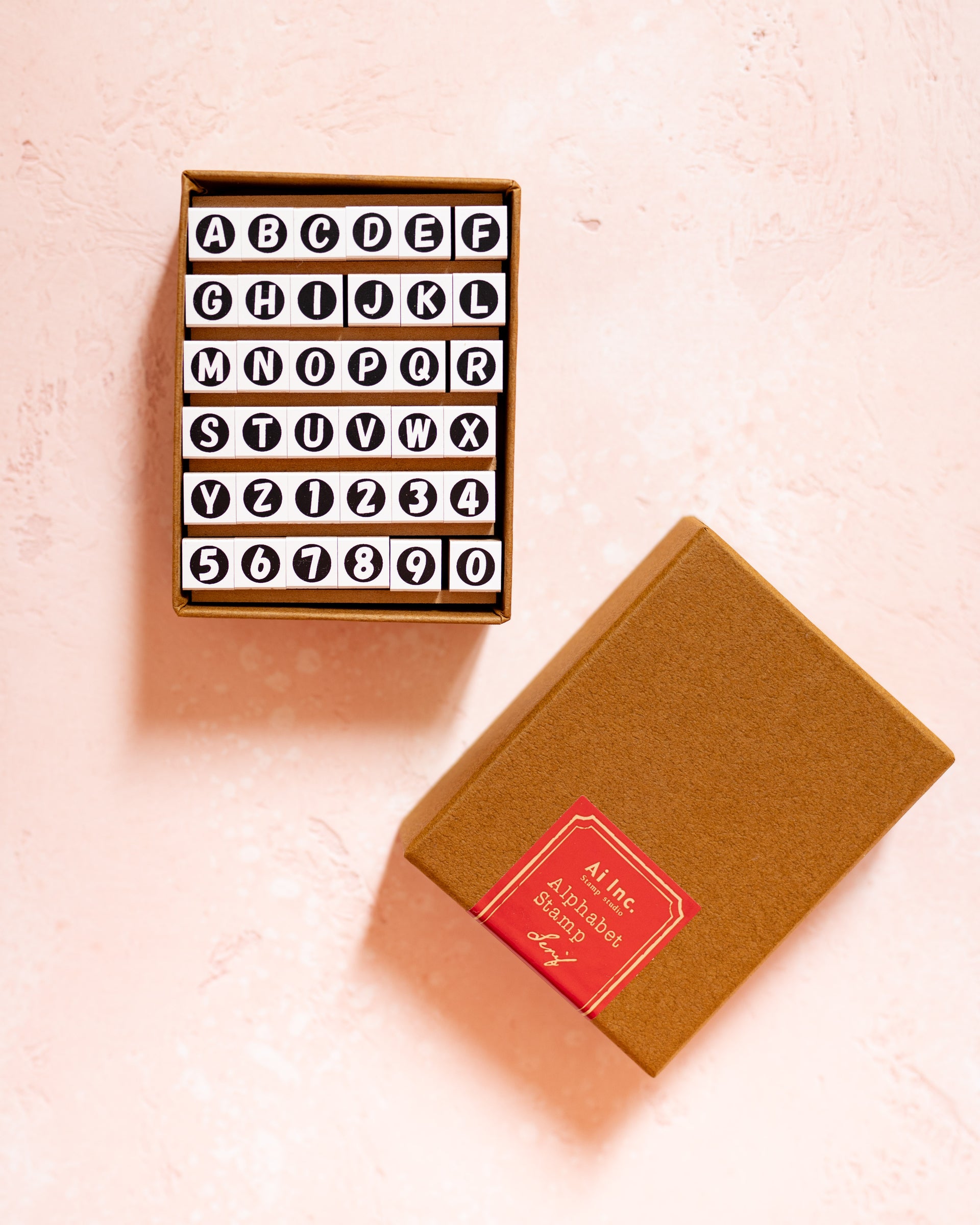Set de tampons Alphabet Majuscules et Chiffres