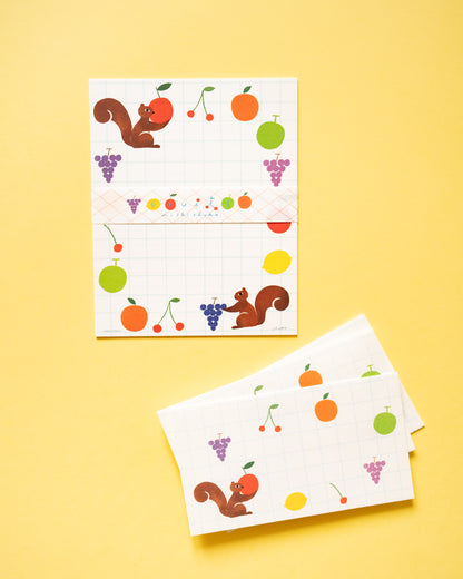 Set de Papier à Lettres Écureuil et Fruits