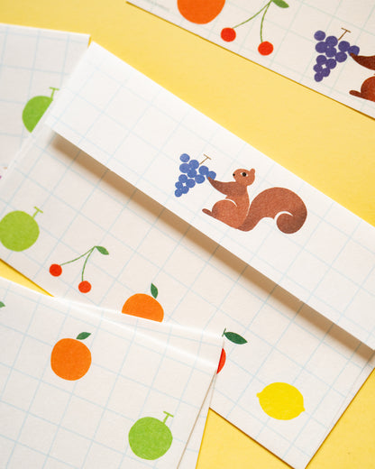 Set de Papier à Lettres Écureuil et Fruits