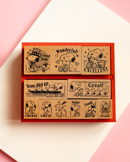 Coffret de tampons Snoopy et Peanuts