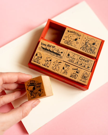 Coffret de tampons Snoopy et Peanuts