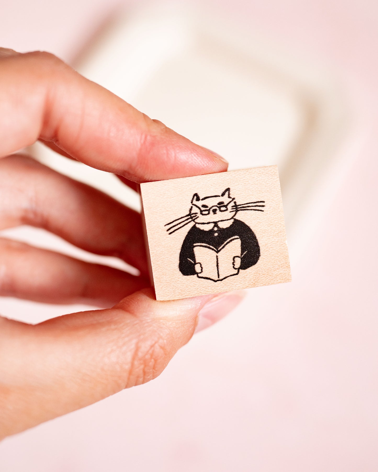 Tampon Cat with Glasses Hankodori