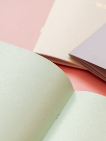 Cahier A5 Pointillé Vert Midori